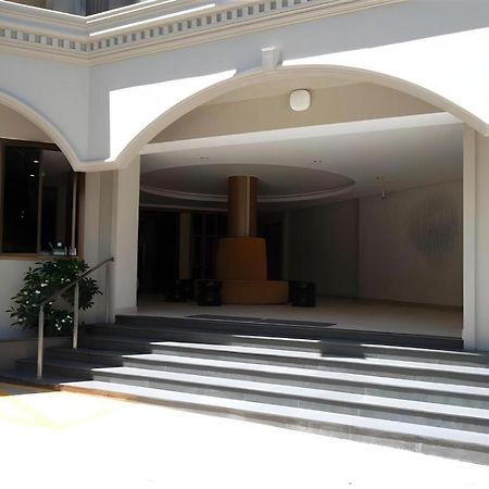 Honey Lodge Pattaya Exterior foto