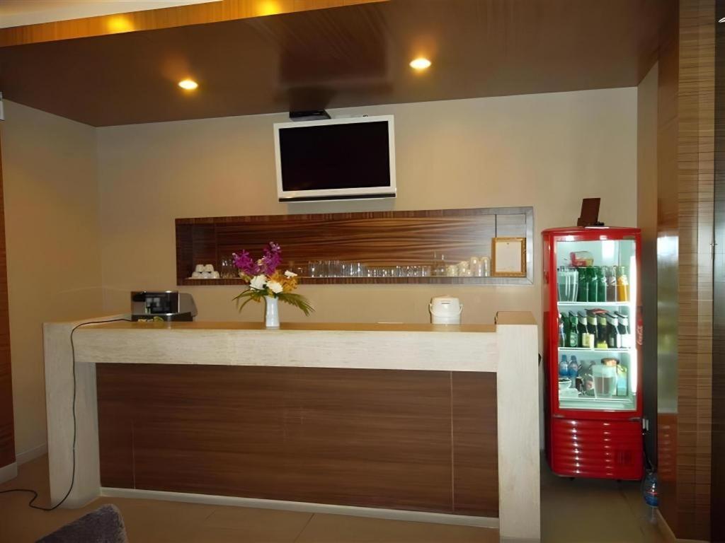 Honey Lodge Pattaya Exterior foto