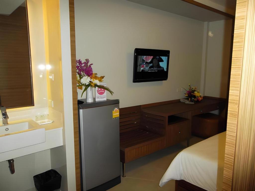 Honey Lodge Pattaya Exterior foto